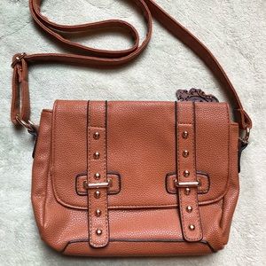 !NEVER USED! Tan studded cross-body purse